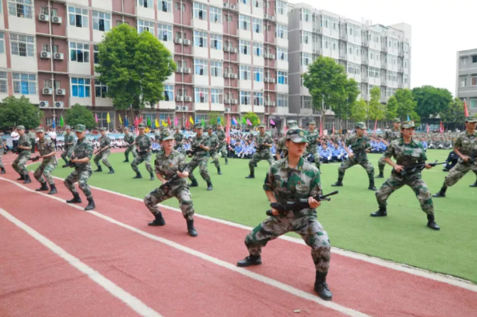 ����ѵ��