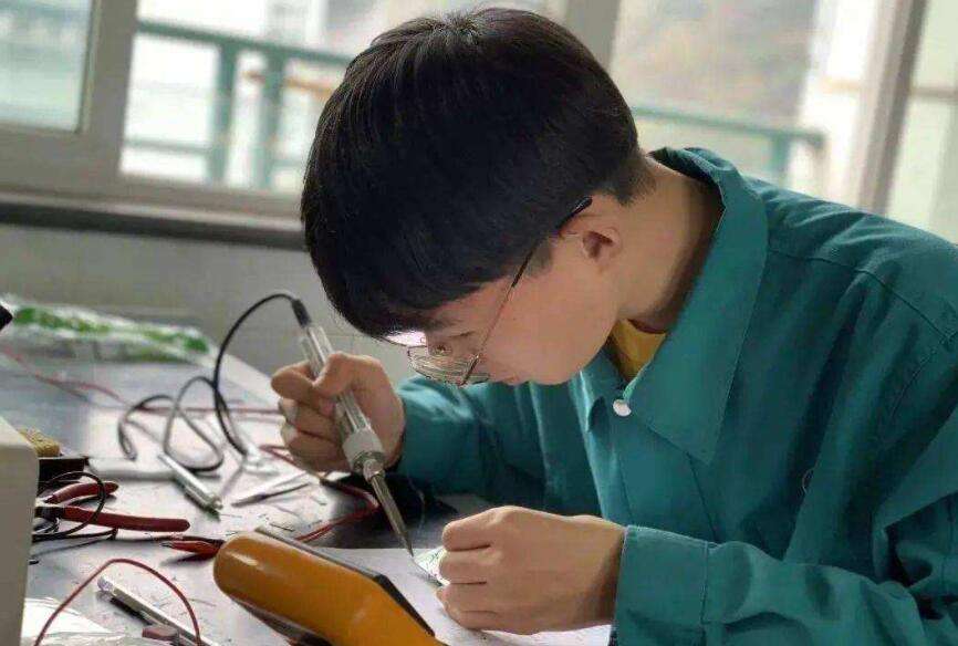 ӵӦάרҵ